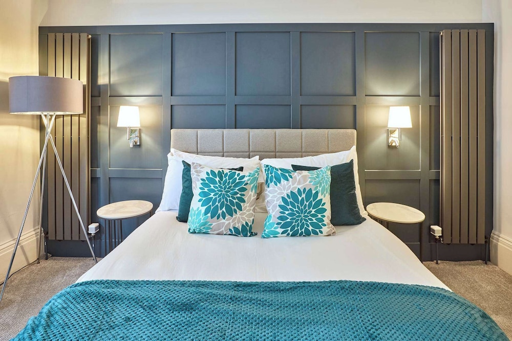 The Host Stay The Langley Hotel Apartment 2
