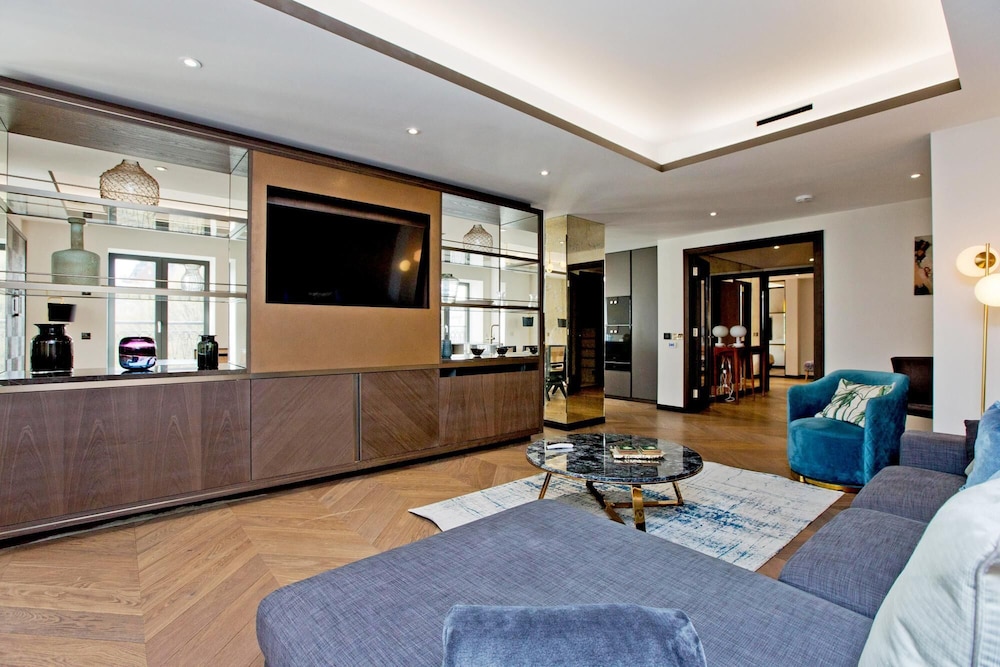 hotel reception