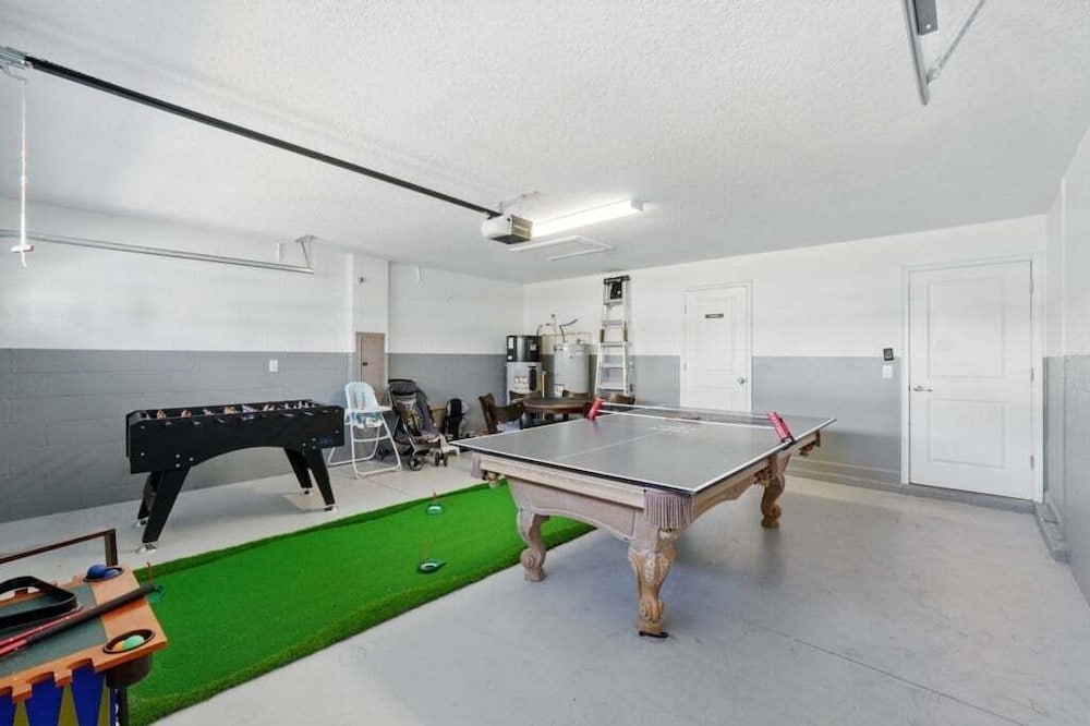 Exceptional Quality Private Pool Home 6 Bedroom Villa