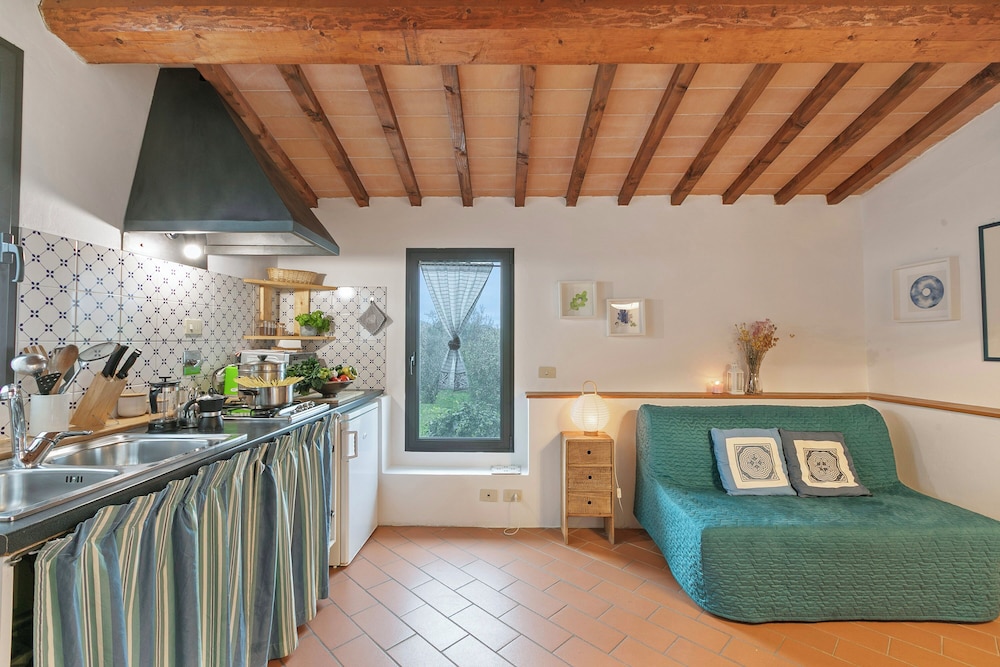 Relaxing Tuscan Country Near Florence