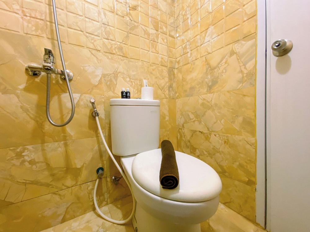 Well Designed And Warm 2Br At Bassura City Apartment