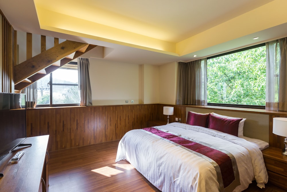 Huaman hot villa