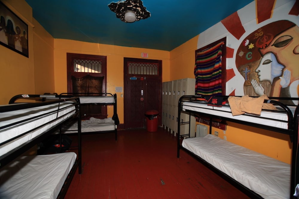 India House Backpackers Hostel 3