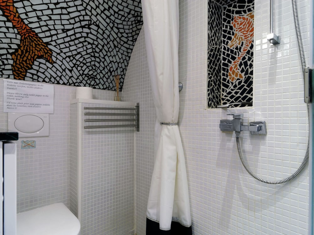 Contemporary Apartment in Kreuzberg, Berlin