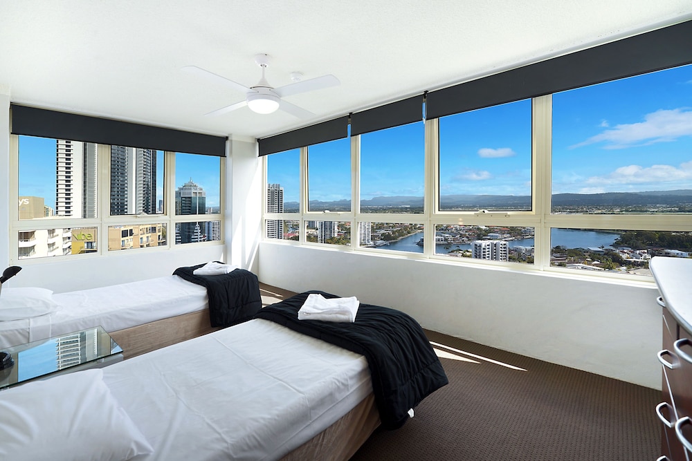Surfers Paradise Vacations - Condor Ocean View Apartments managed by Gold Coast Premium - Property Image 5