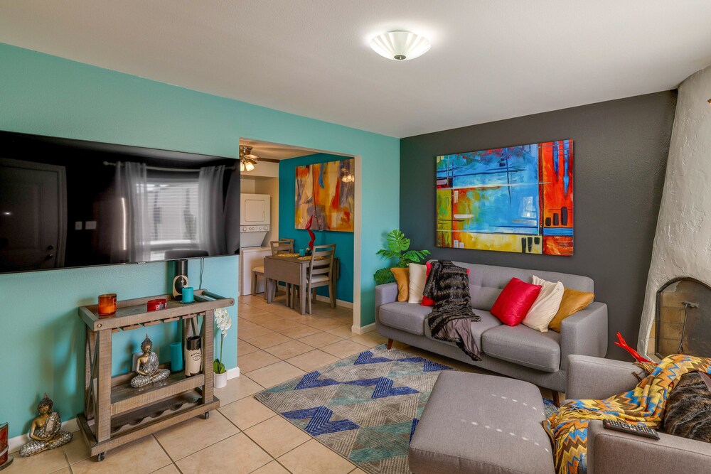 Scottsdale Condo w/ Community Pool Access! - Property Image 1