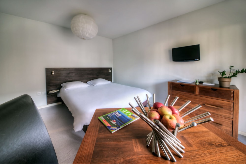 Lourdes Vacations - Zenitude Hotel - Residences L'Acacia Lourdes - Property Image 33