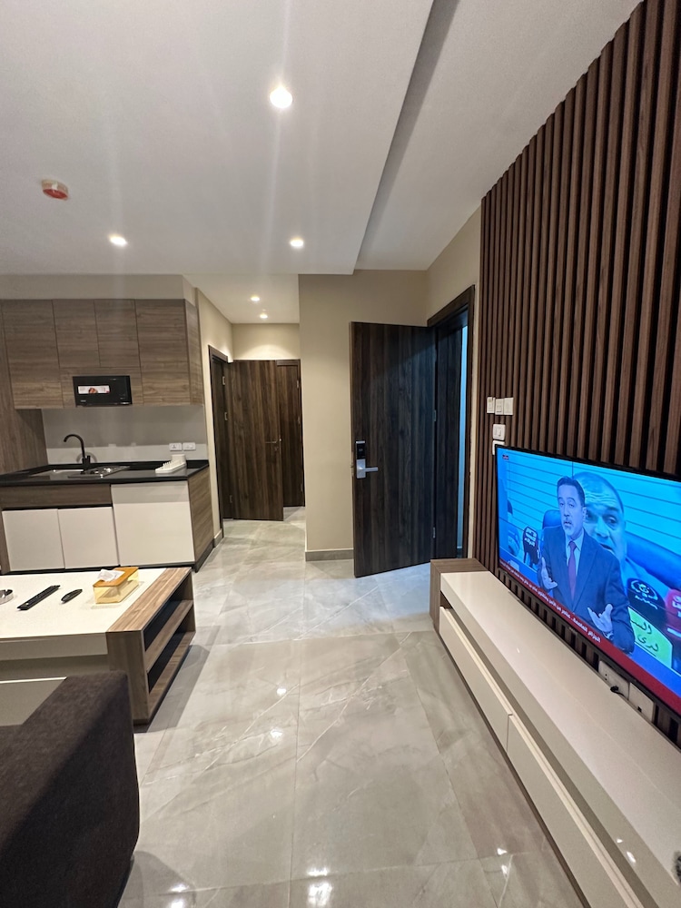 Charming Amman Apartment With Moern Amenities
