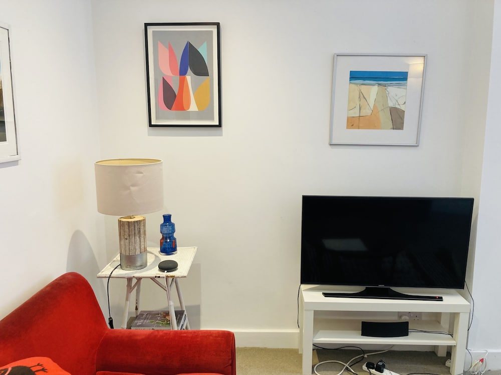 Impeccable 1-bed Apartment in London
