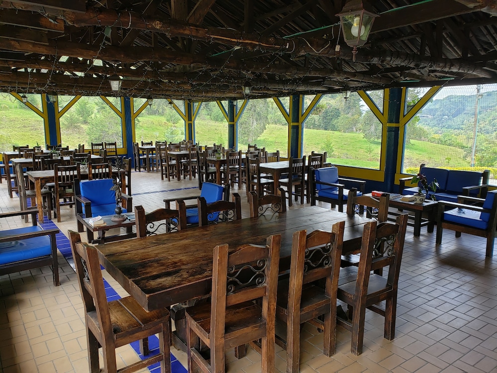 El Rancho de Salento by Prima Collection