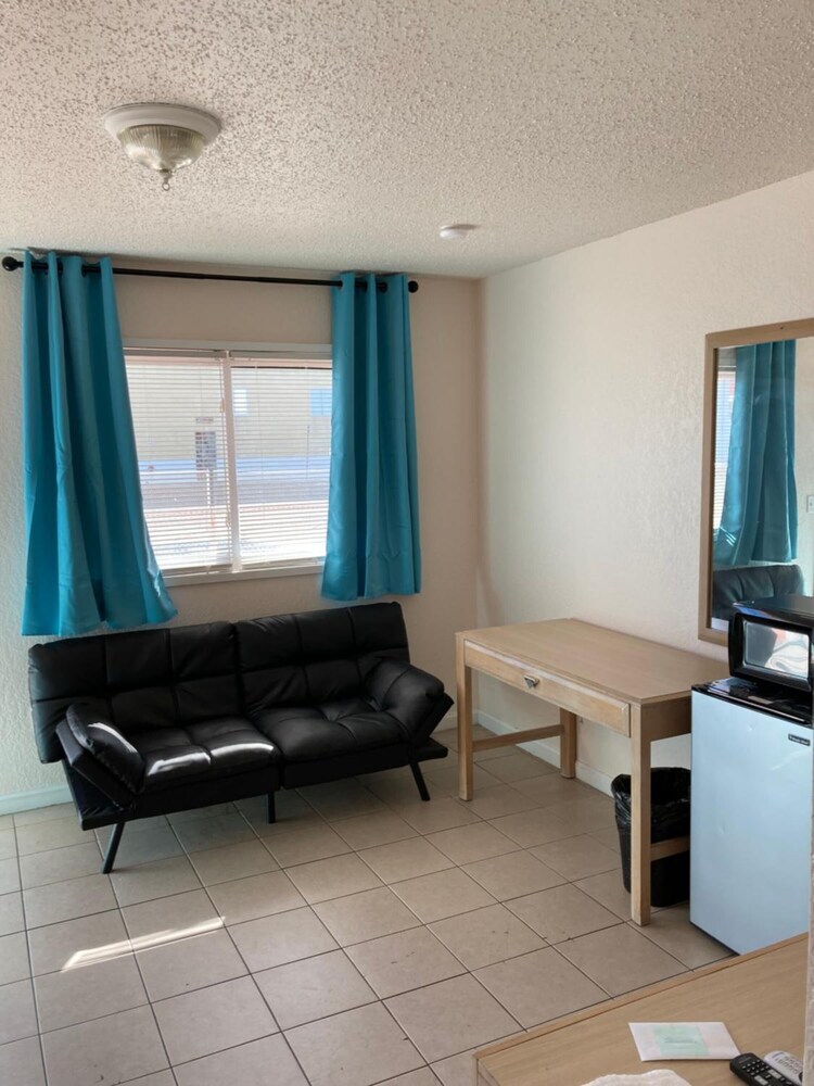 Surfside Motel