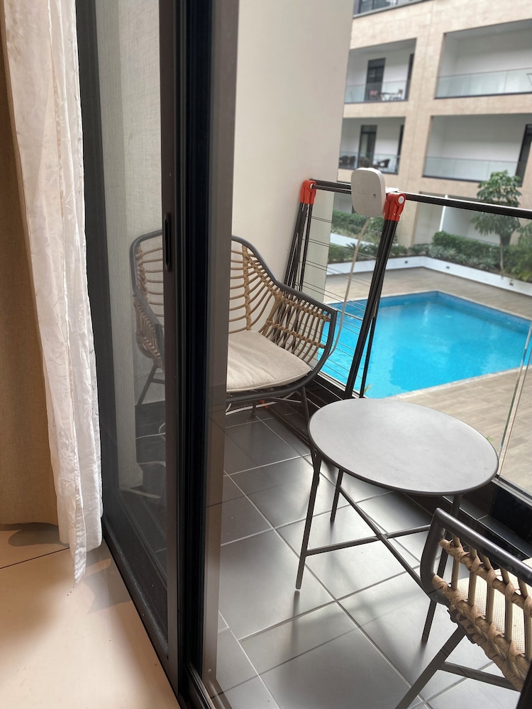Splendid Apartments at Embassy Gardens