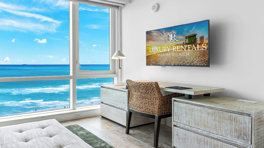 Luxury Vacation Rentals at 1 Hotel & Homes by LRMB