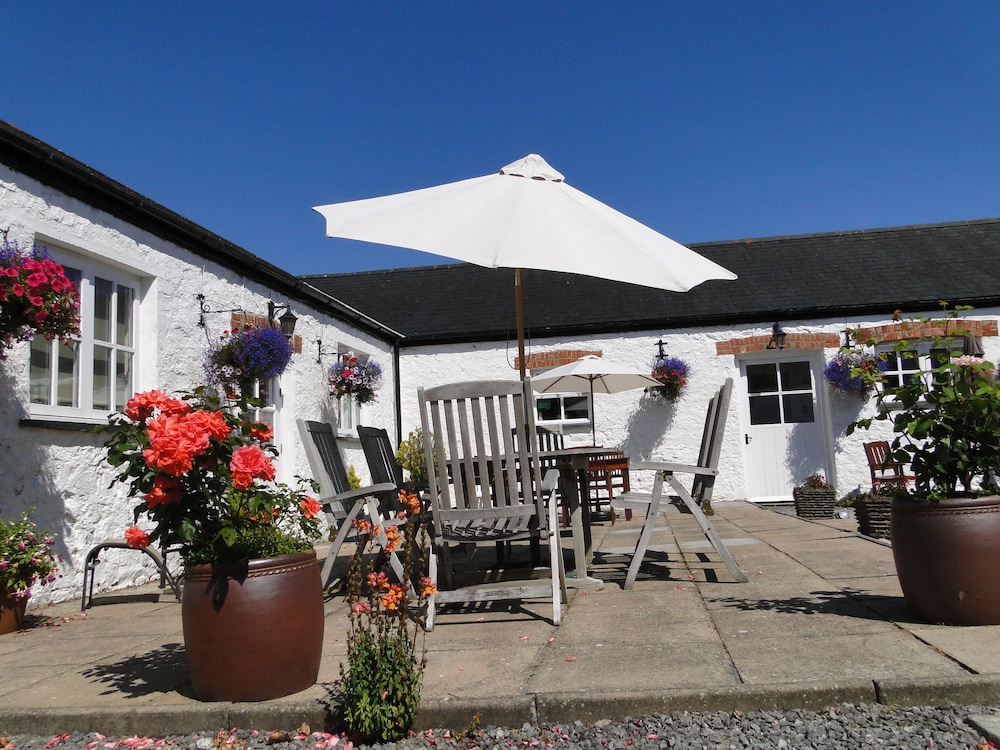 Pembroke Vacations - East Trewent Farm BB - Property Image 10