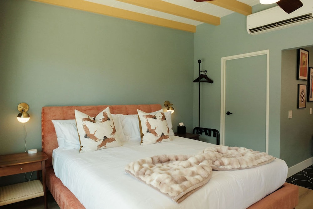 Palm Springs Vacations - Mod Maya Hotel in Palm Springs - Property Image 217