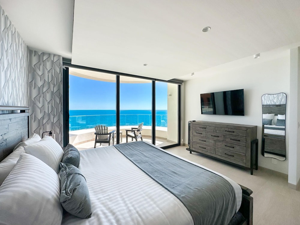 Brand New 6 Bedroom Penthouse