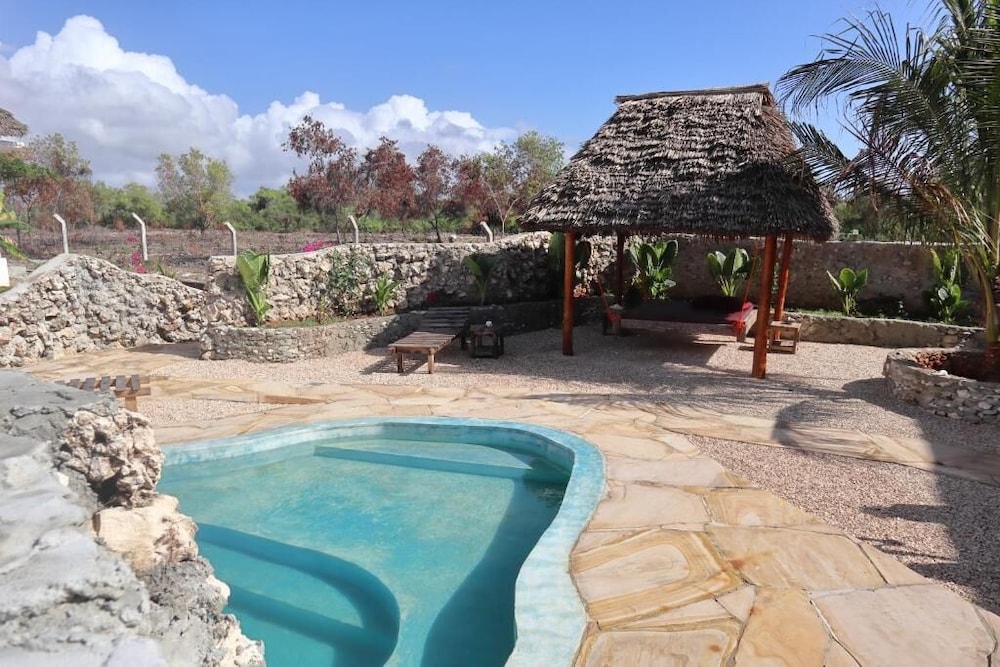 Holiday Time Bungalows Zanzibar