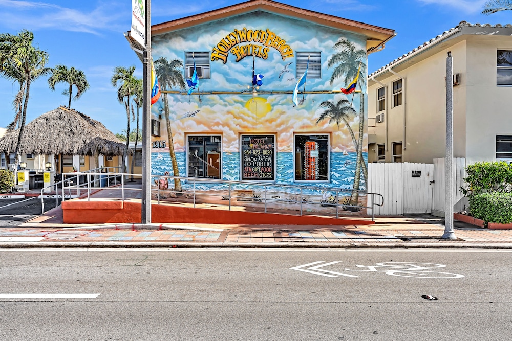 Hollywood Beach Blue Wave