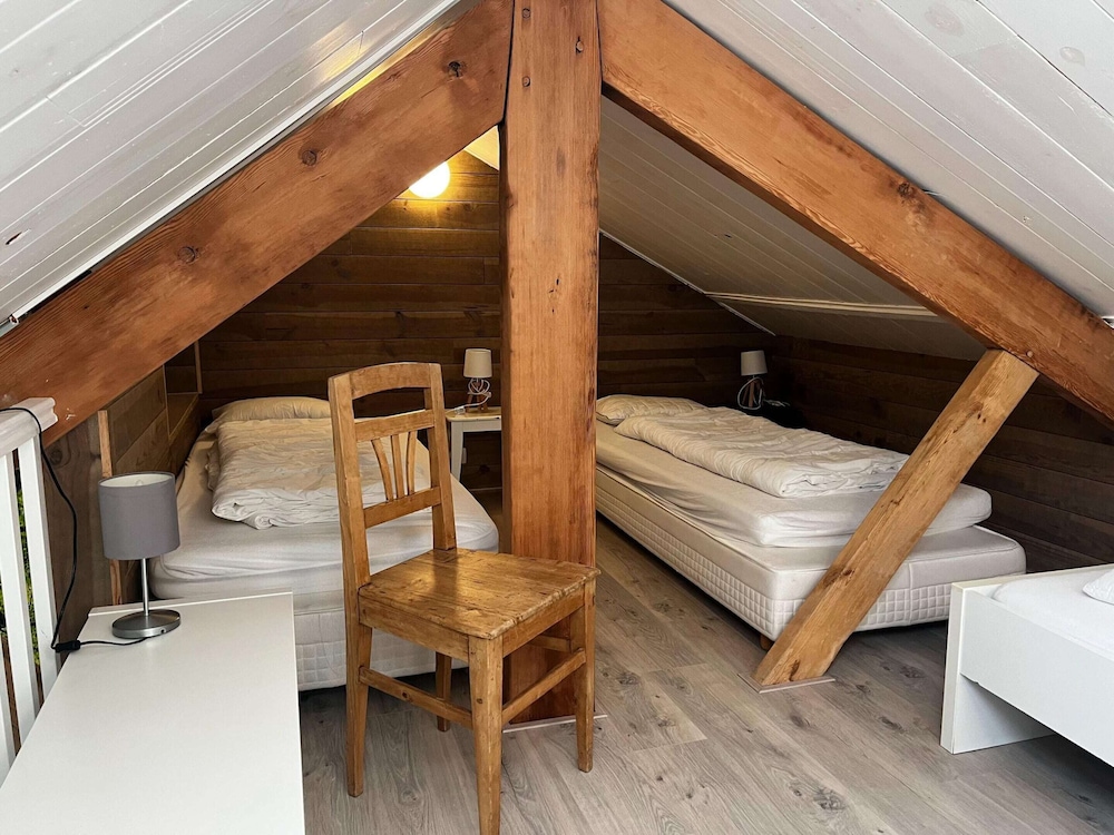 Spacious Farmhouse in Houyet with Hot Tub view 4