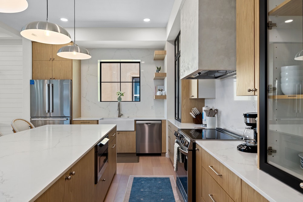 Miramar House, 120 E. Constellation 6 Bedroom Home