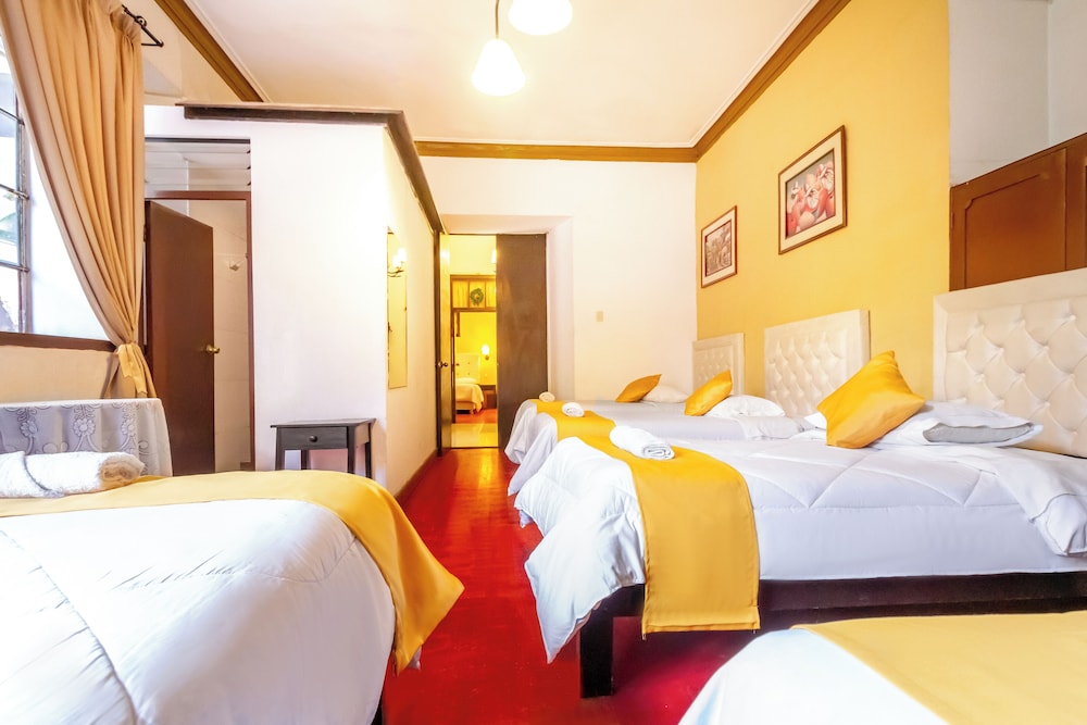 Hotel Campanario