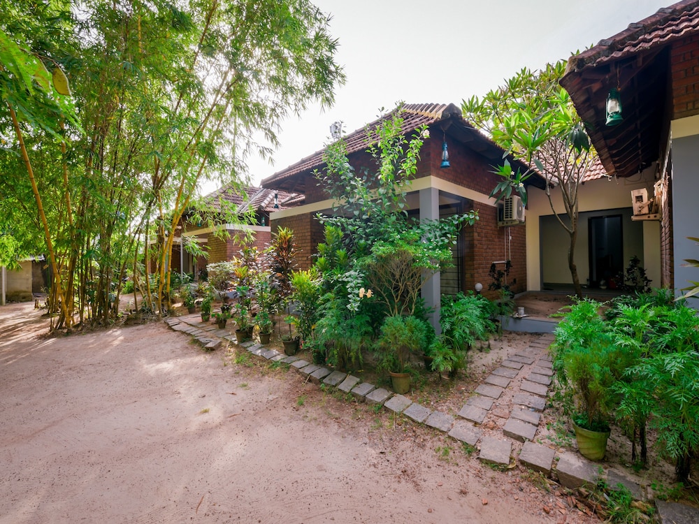 OYO 13315 Kottaram Beachway Resort