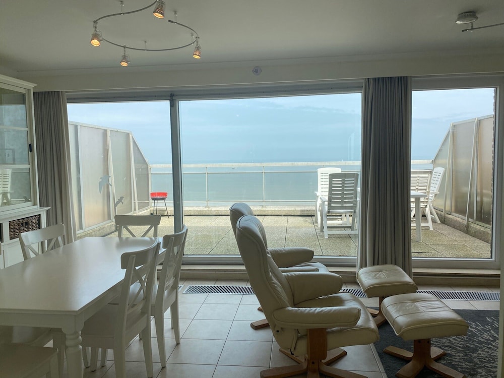 Penthouse in Koksijde With Stunning Sea View