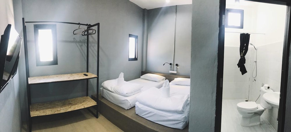 Bedbox Vientiane Hostel