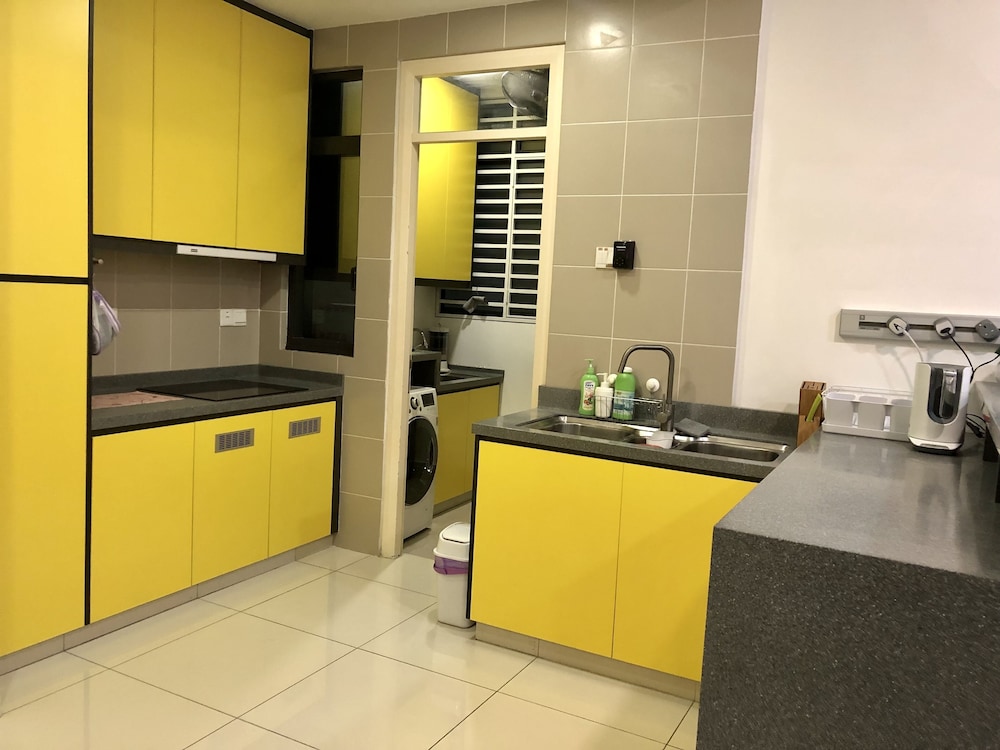 Family Staycation Suite photo 7