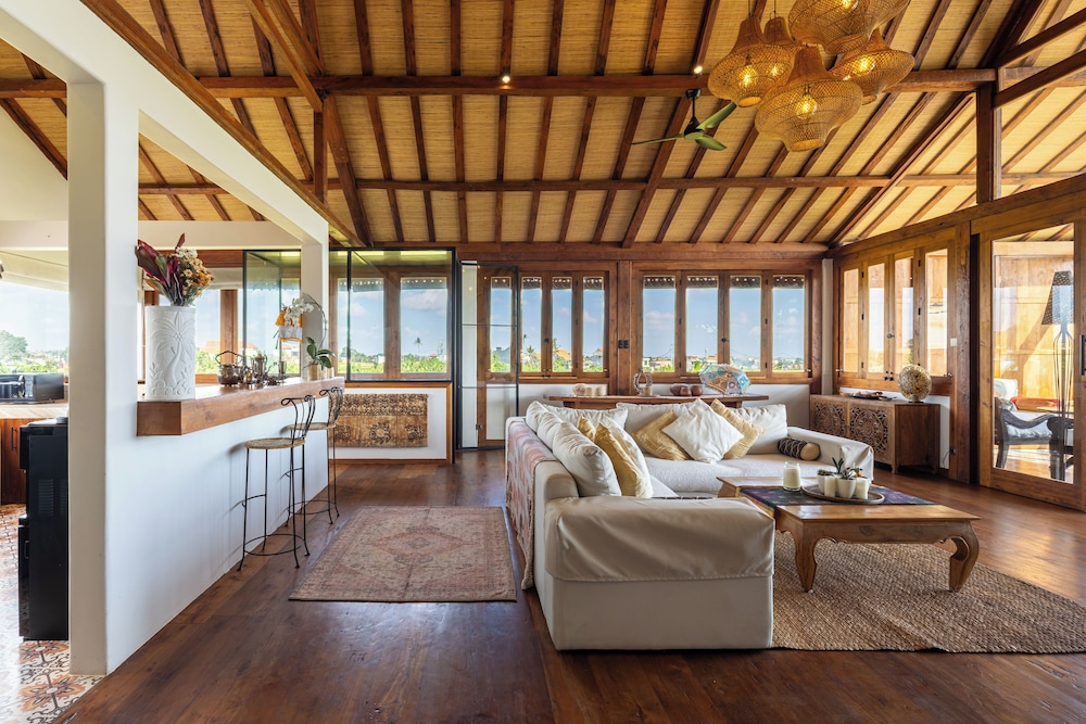 Casa Doreena by Betterplace