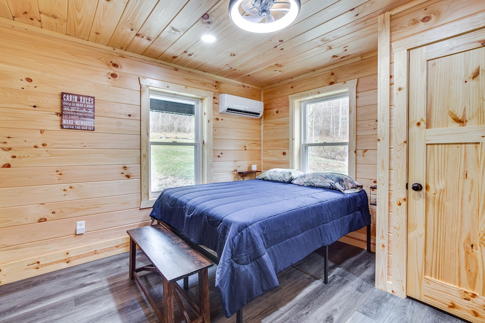 Modern Salineville Cabin on 13 Acres w/ Fire Pit! view 2
