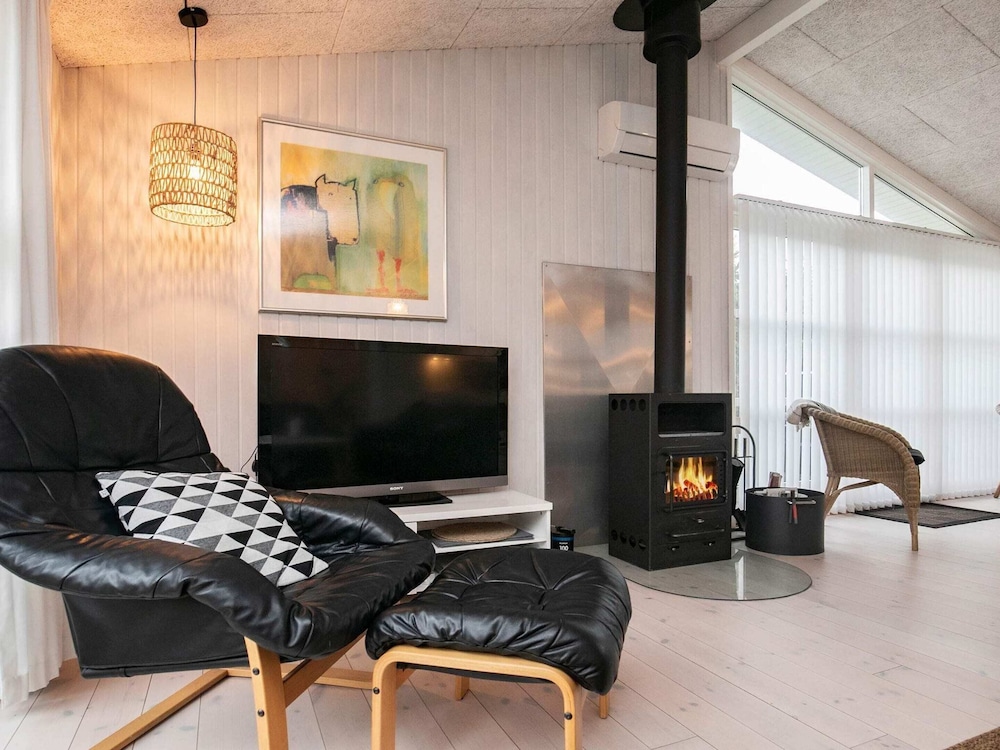 Holiday Home in Blokhus view 3