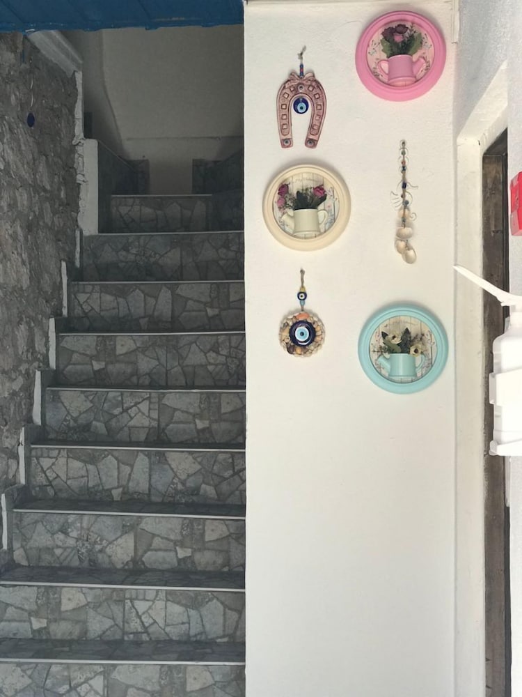 Ayvalik Moda Pansiyon - Image 89