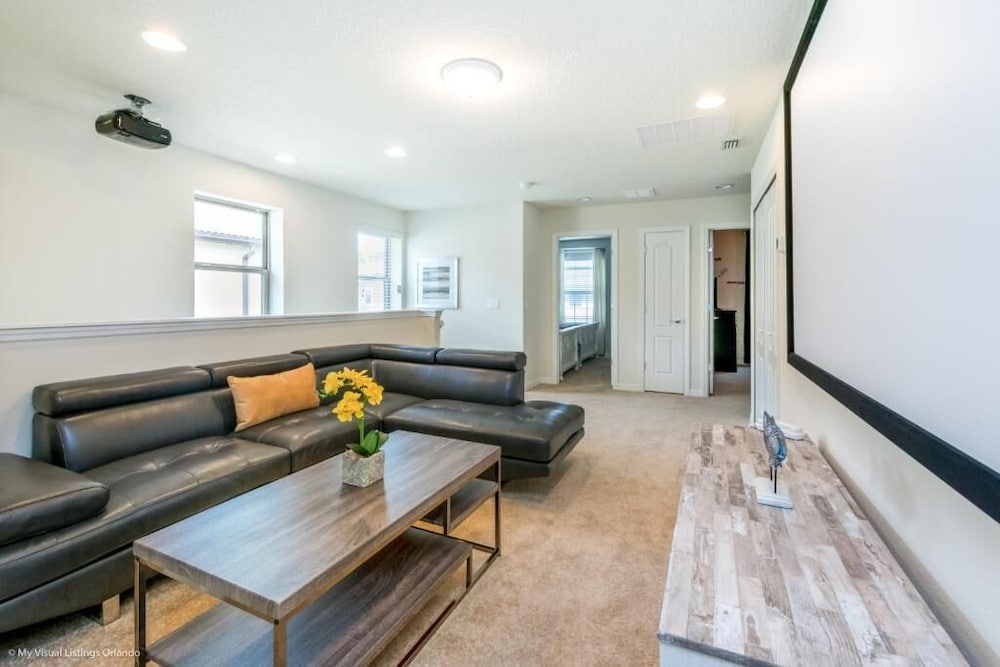Lakeview Disney Resort 5br Townhome w Pool