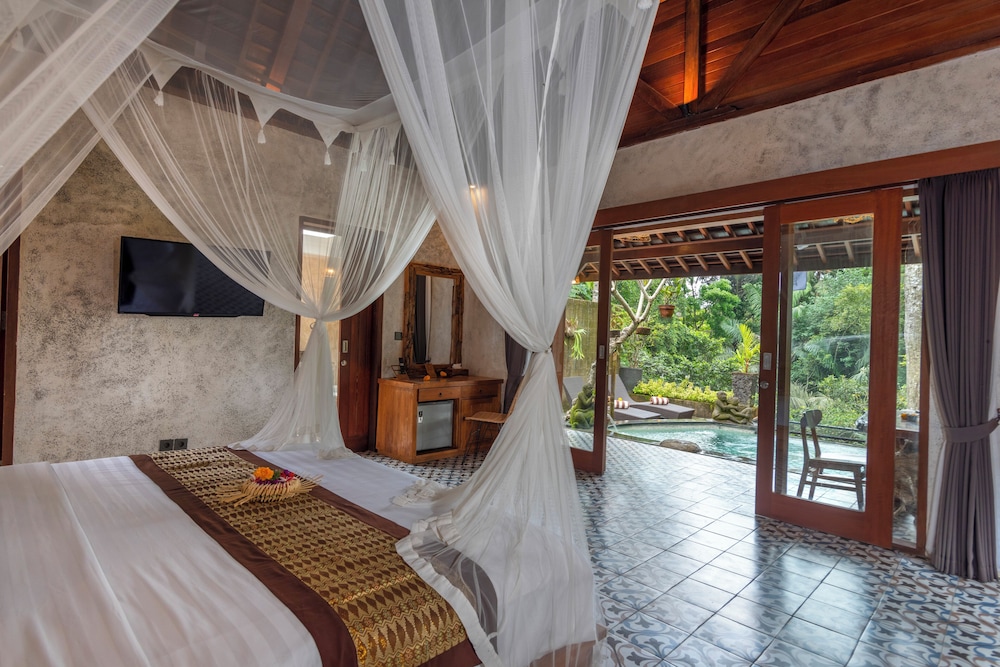 Hoshi Jungle Resort by Dhananjaya Hospitality