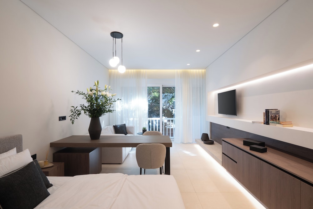 Kolonaki Luxury Studios
