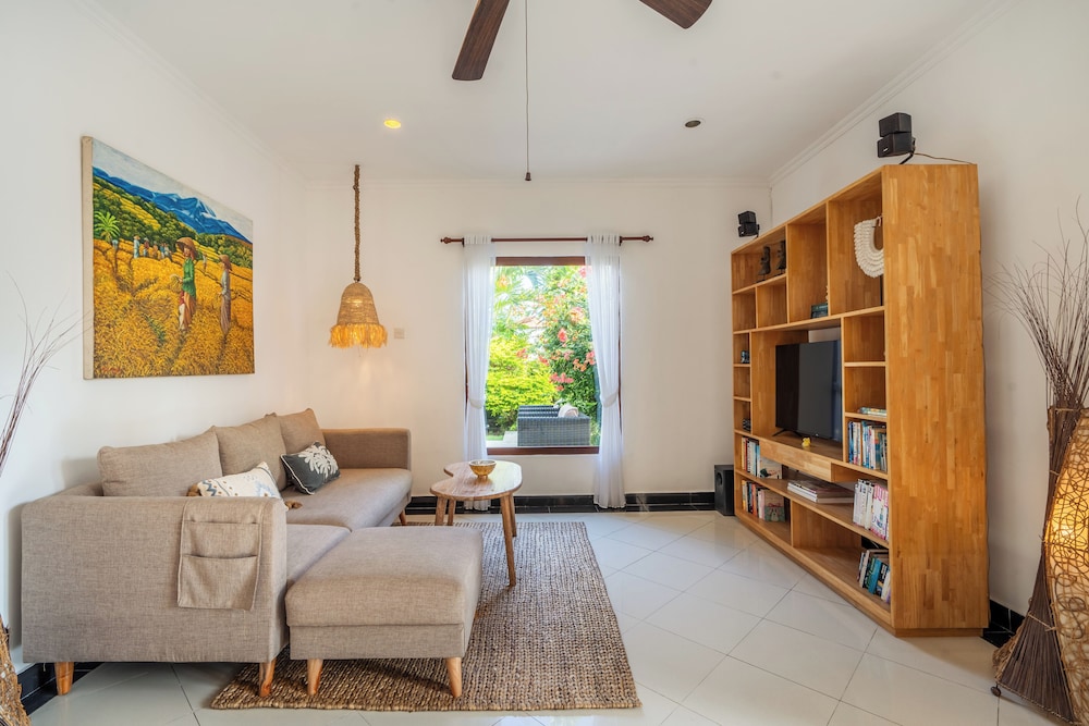 Tropical Villa Matahari