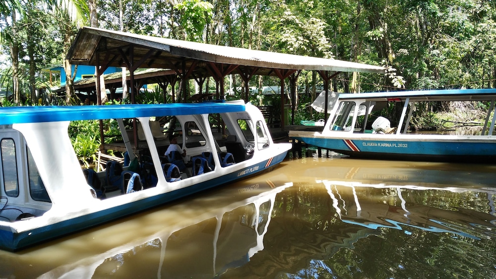 Lirio Lodge