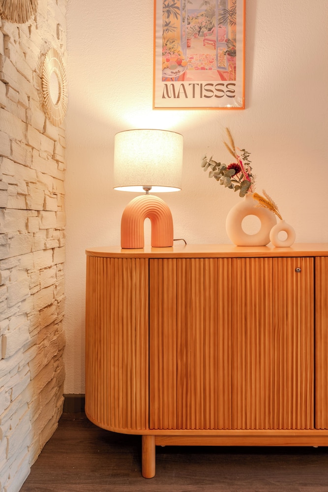 Les 15 Pins & La Mer