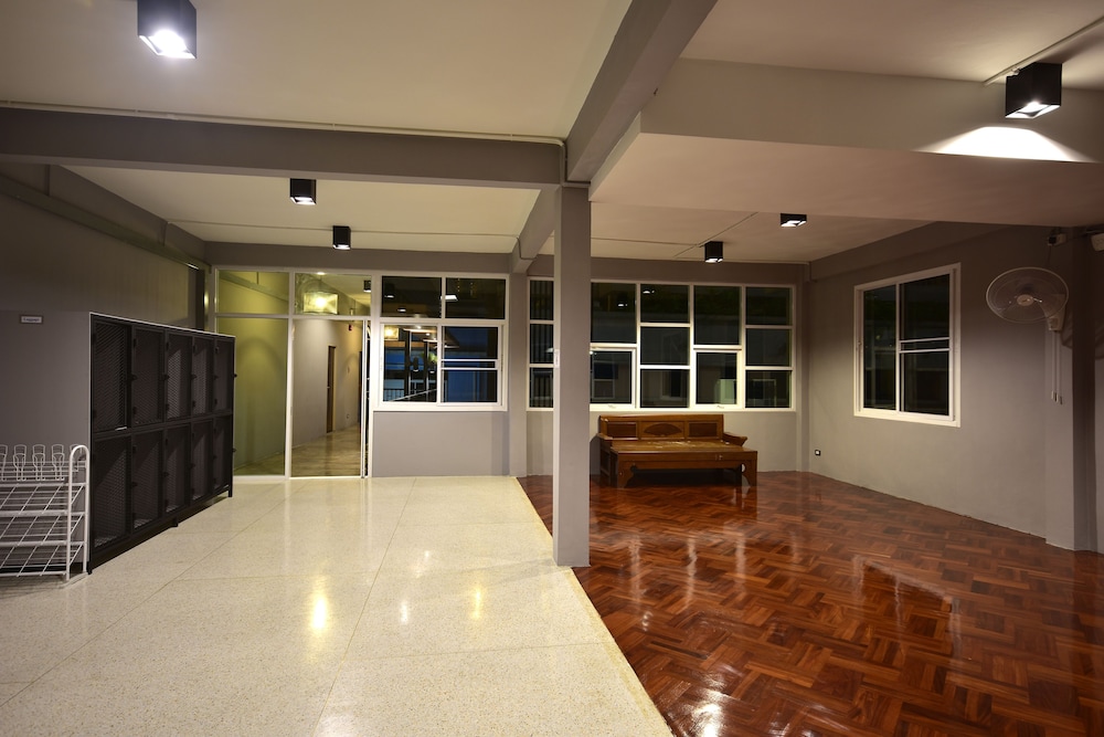 Inn Stations Hostel