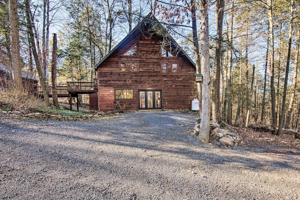 'timberland Estates' Cabin: Close to Trails! view 4