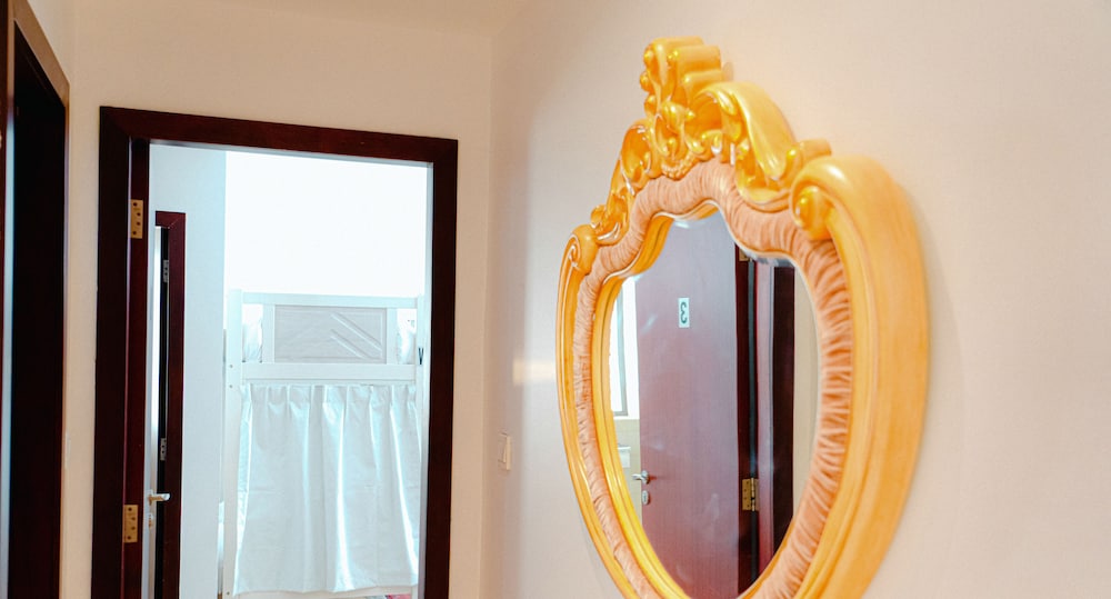 Sundrift Dubai Hostel
