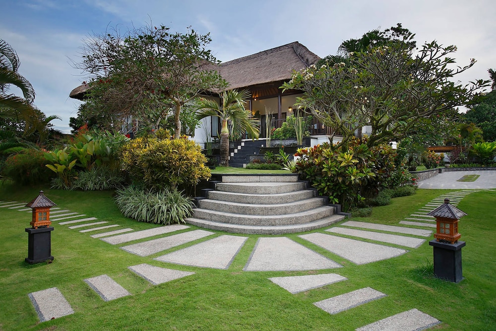 Villa L'Orange Bali