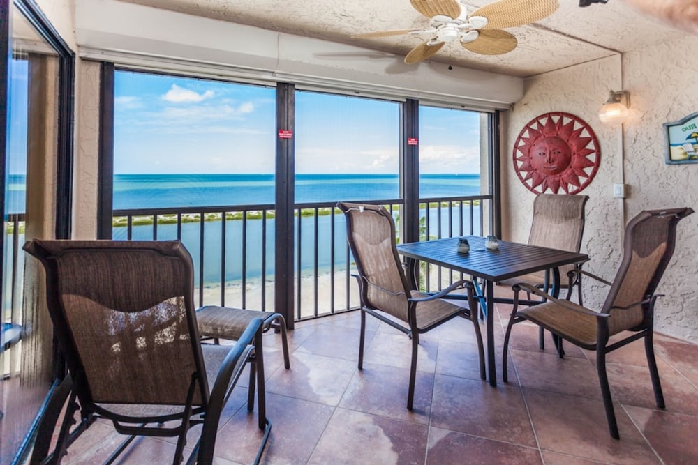 Fort Myers Beach Area 7700 Unit 503 view 5