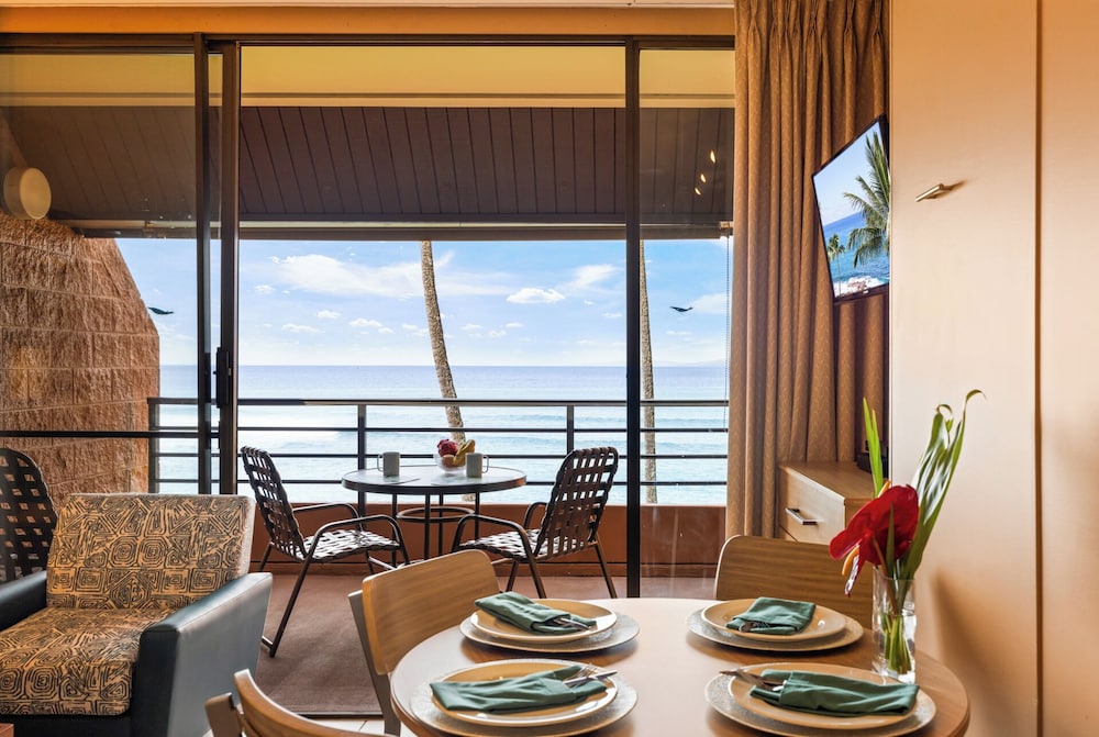 Kuleana Club - 619