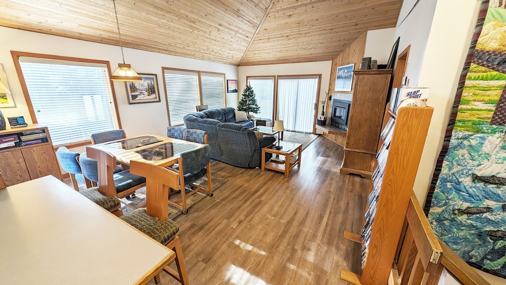 Coyote 7 3 Bedroom Home