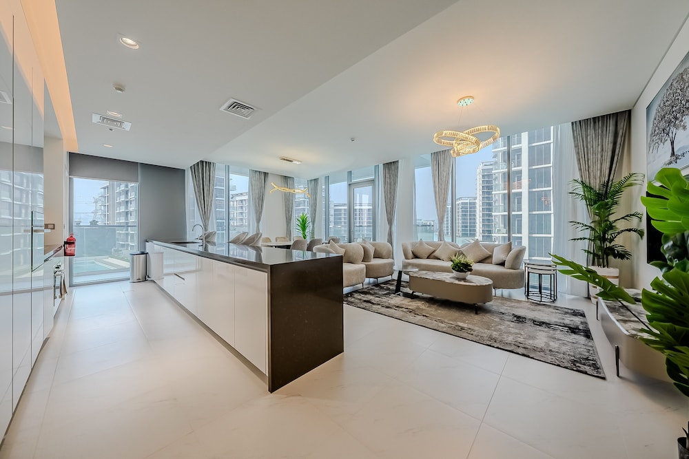 Residence 11 203 in Dubai