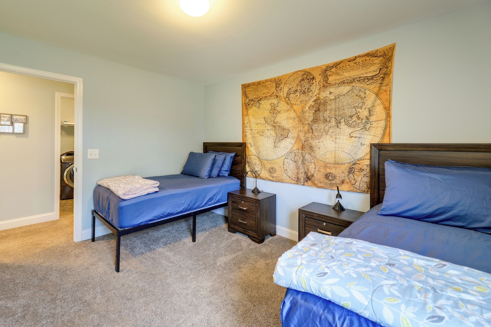 Holly Ridge Vacation Rental ~ 5 Mi to Beach