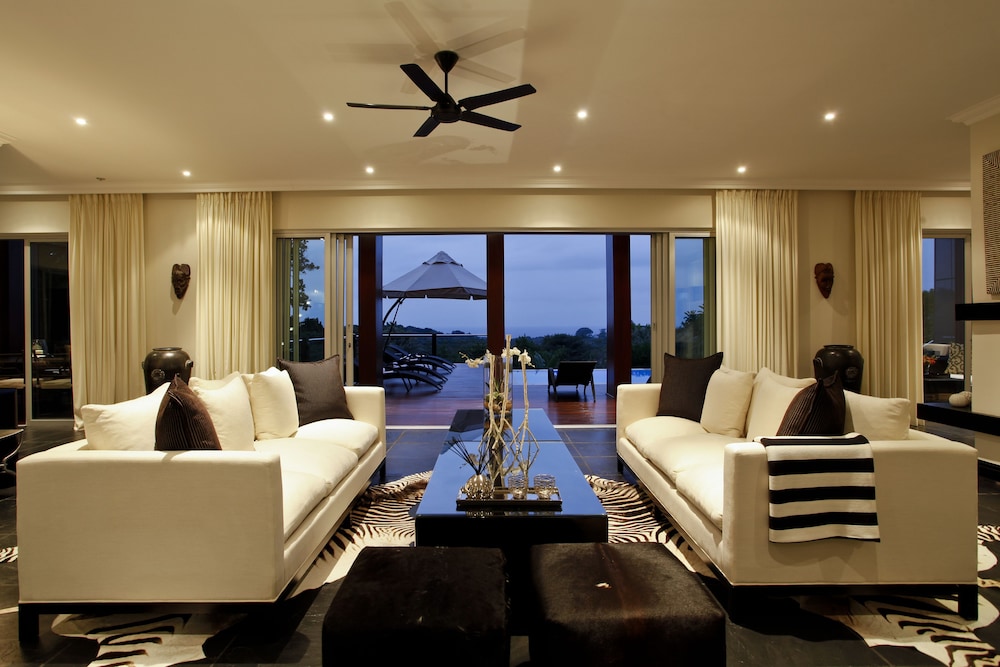 Luxury Seaside Homes