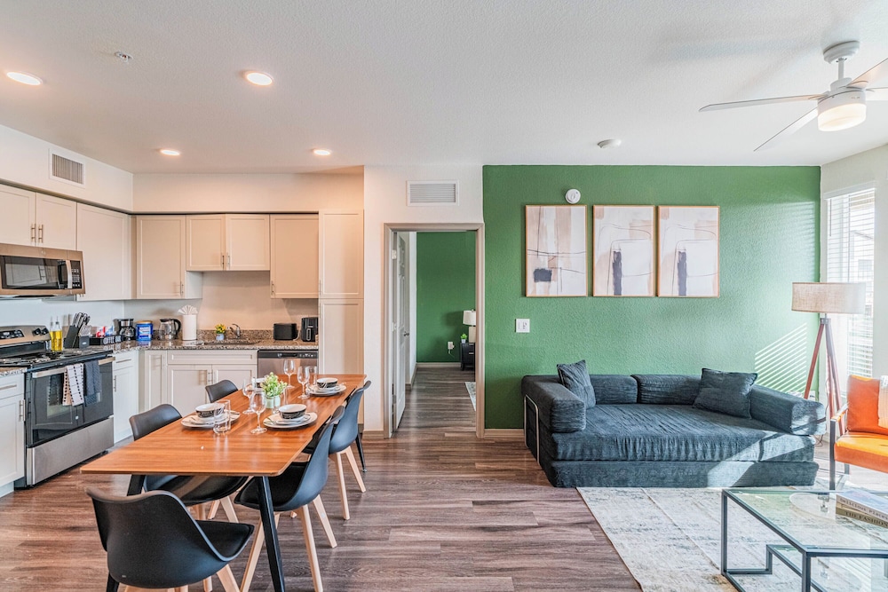 ROVE LIVING/KL - Cardinal 95